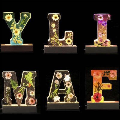 Personalized Letter Resin Lamp with Dried Flowers – Custom Initial Night Light for Home Décor & Gifts
