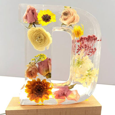 Personalized Letter Resin Lamp with Dried Flowers – Custom Initial Night Light for Home Décor & Gifts