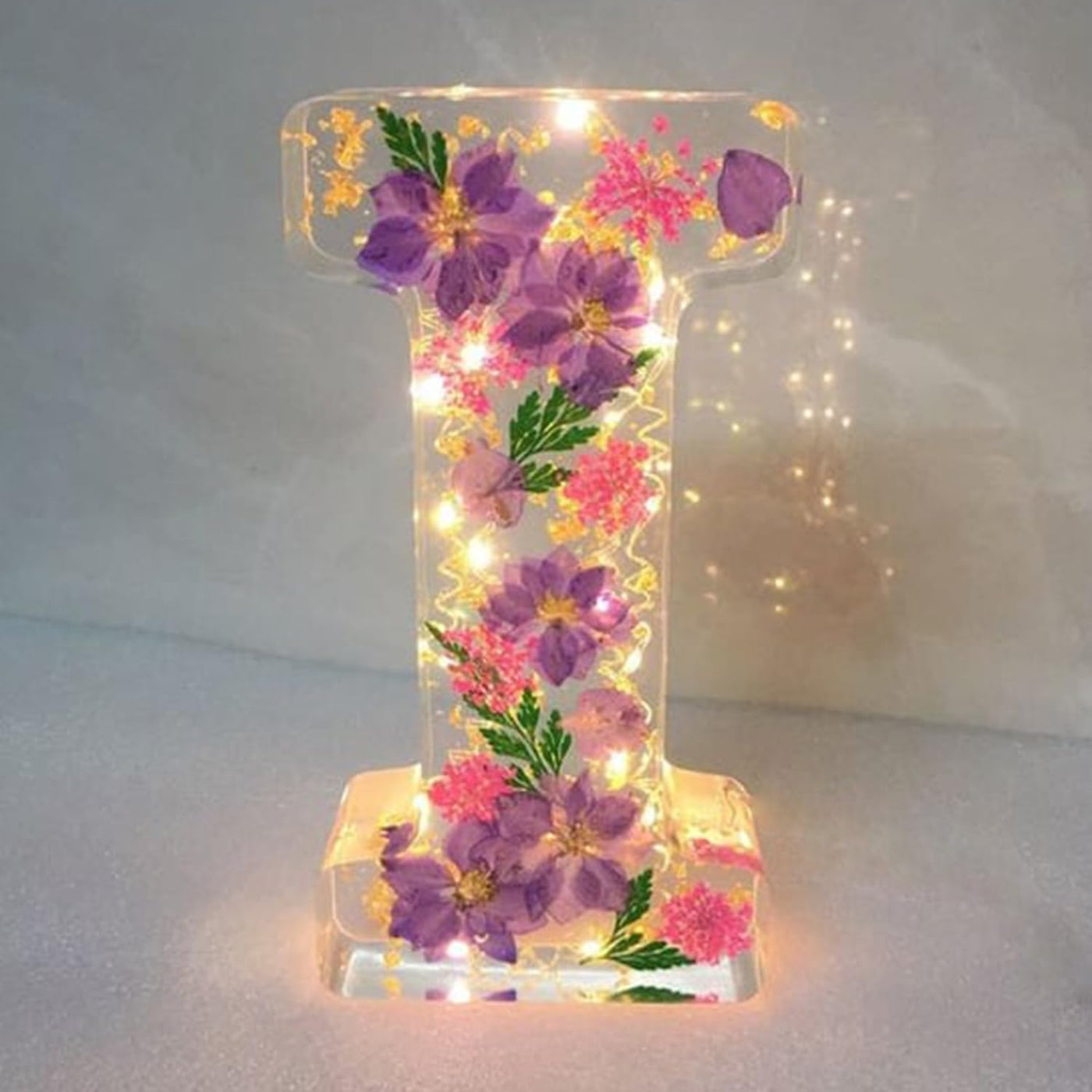 Personalized Letter Resin Lamp with Dried Flowers – Custom Initial Night Light for Home Décor & Gifts