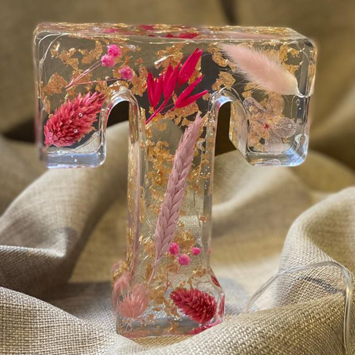 Personalized Letter Resin Lamp with Dried Flowers – Custom Initial Night Light for Home Décor & Gifts