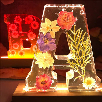 Personalized Letter Resin Lamp with Dried Flowers – Custom Initial Night Light for Home Décor & Gifts