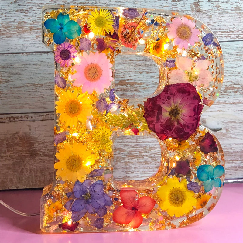 Personalized Letter Resin Lamp with Dried Flowers – Custom Initial Night Light for Home Décor & Gifts